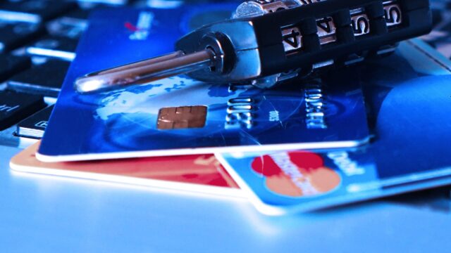 クレジットカード盗難